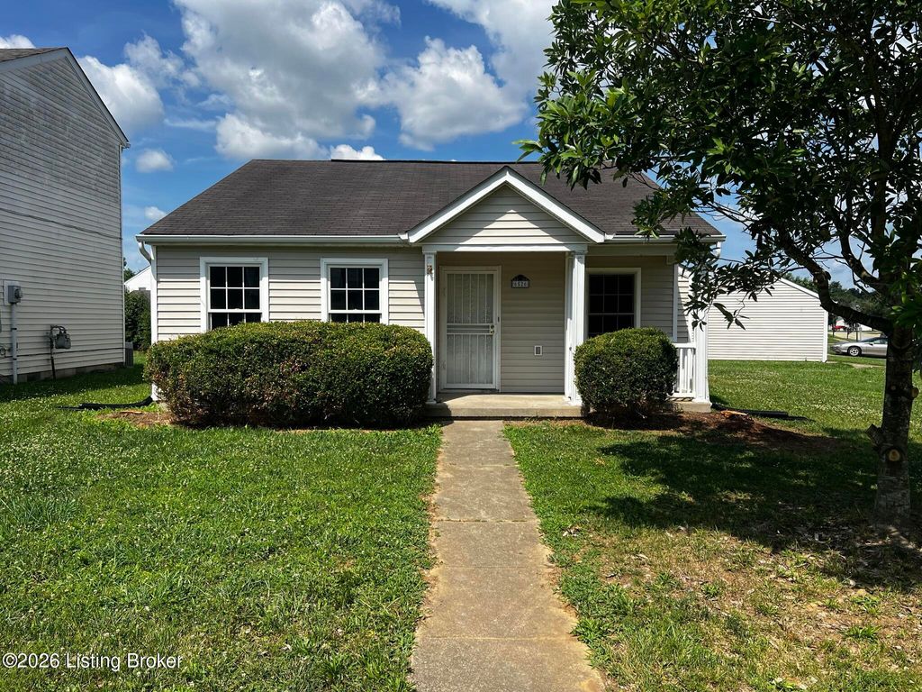 Photo of 6711 Hunters Creek Blvd, Louisville, KY 40258 (MLS # 1713906)