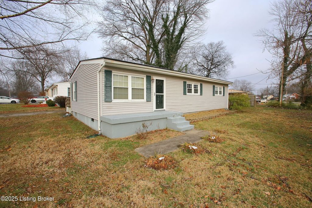 Photo of 1105 Clay Ave, Louisville, KY 40219 (MLS # 1704991)