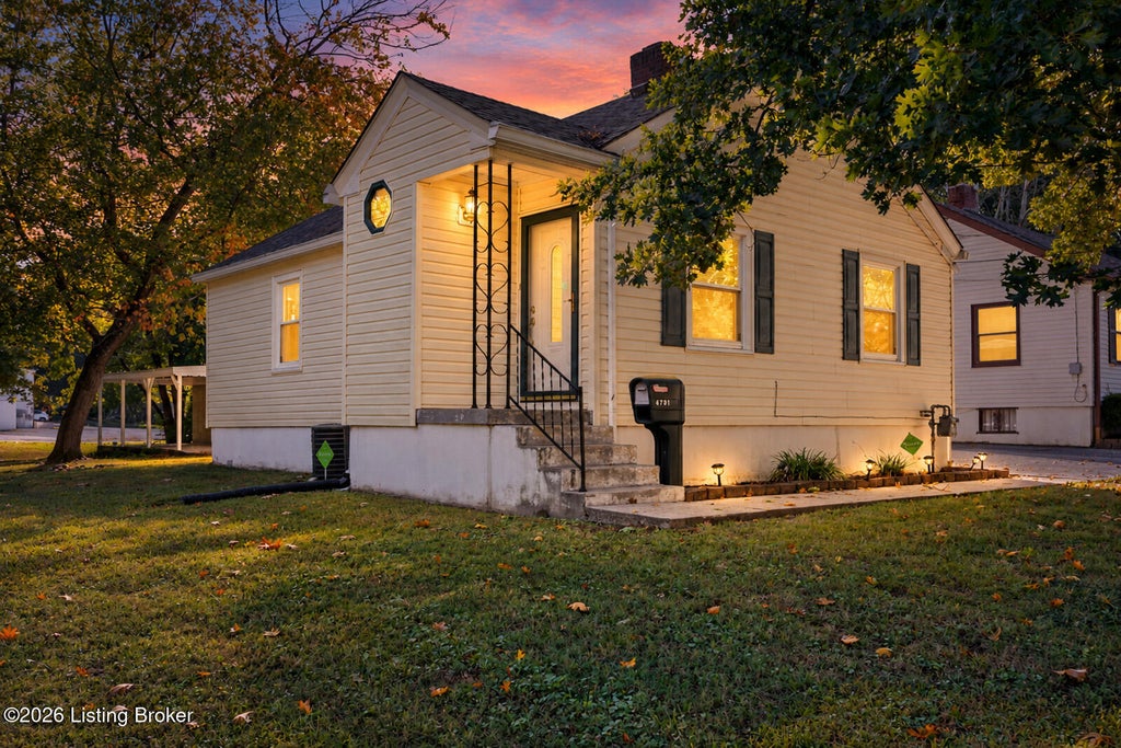 Photo of 4701 Cliff Ave, Louisville, KY 40215 (MLS # 1731220)