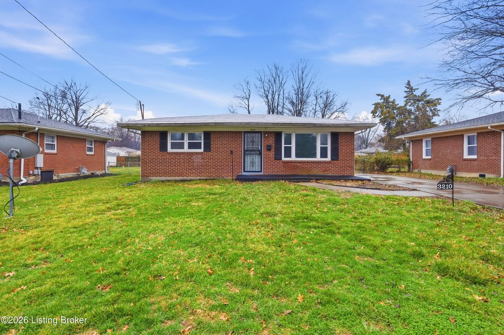 Photo of 3210 Elane Dr, Louisville, KY 40216 (MLS # 1722985)