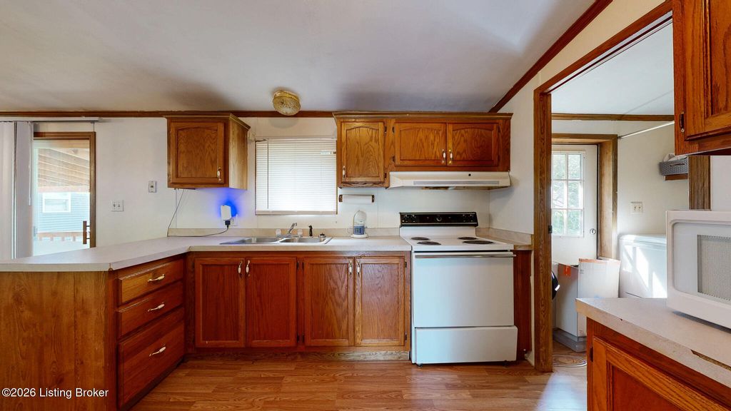 Photo of 714 8th St, Carrollton, KY 41008 (MLS # 1715044)