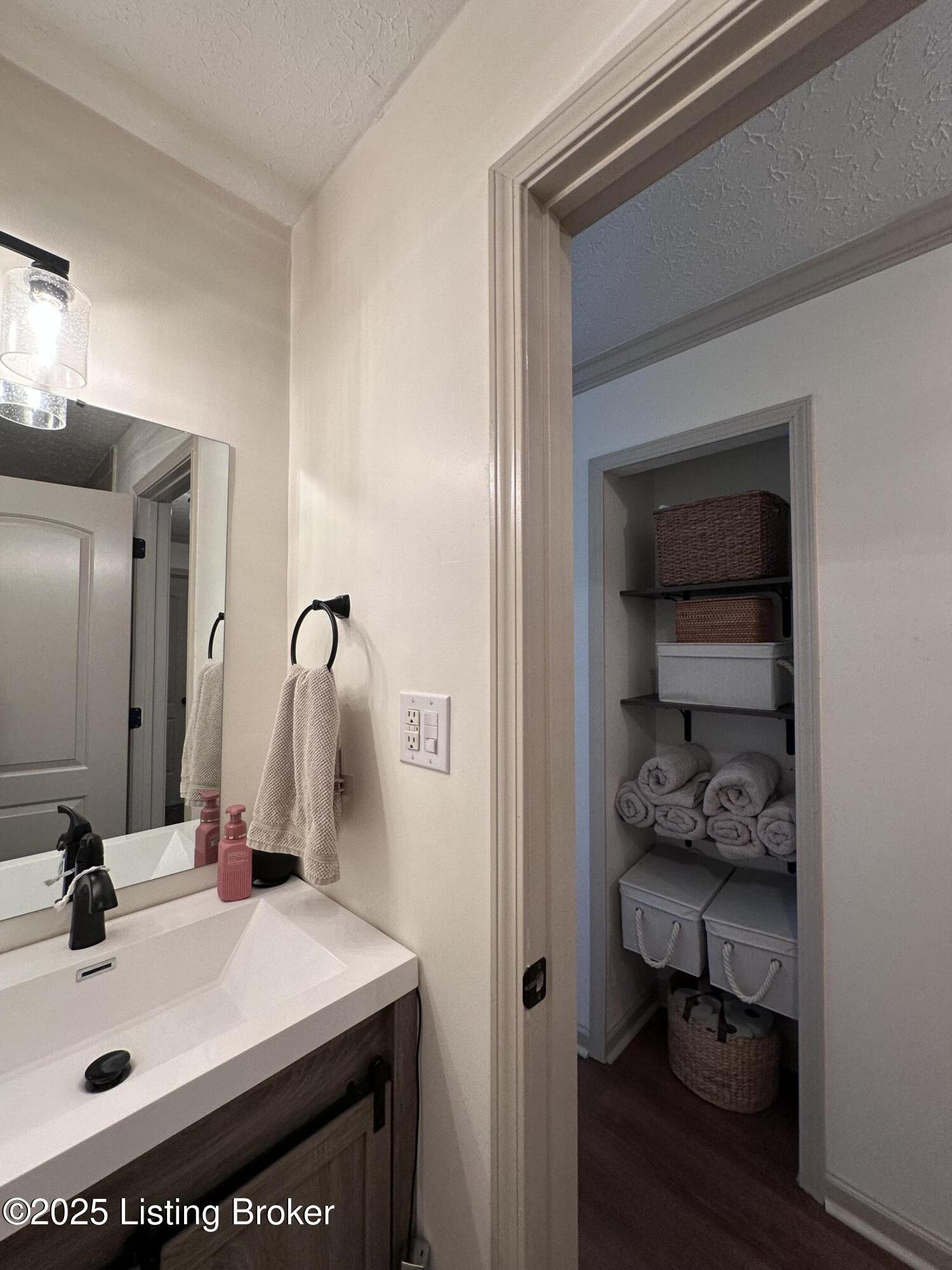 6810 Abbott Ln, Crestwood, Kentucky image 29