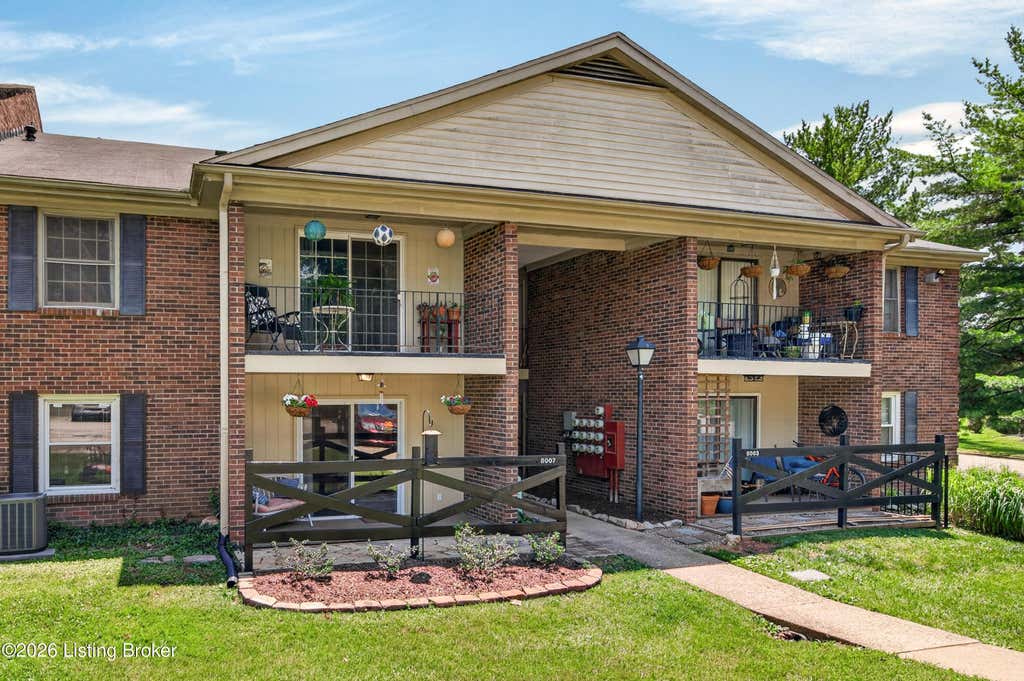 Photo of 8007 Montero Dr # F6, Prospect, KY 40059 (MLS # 1720910)