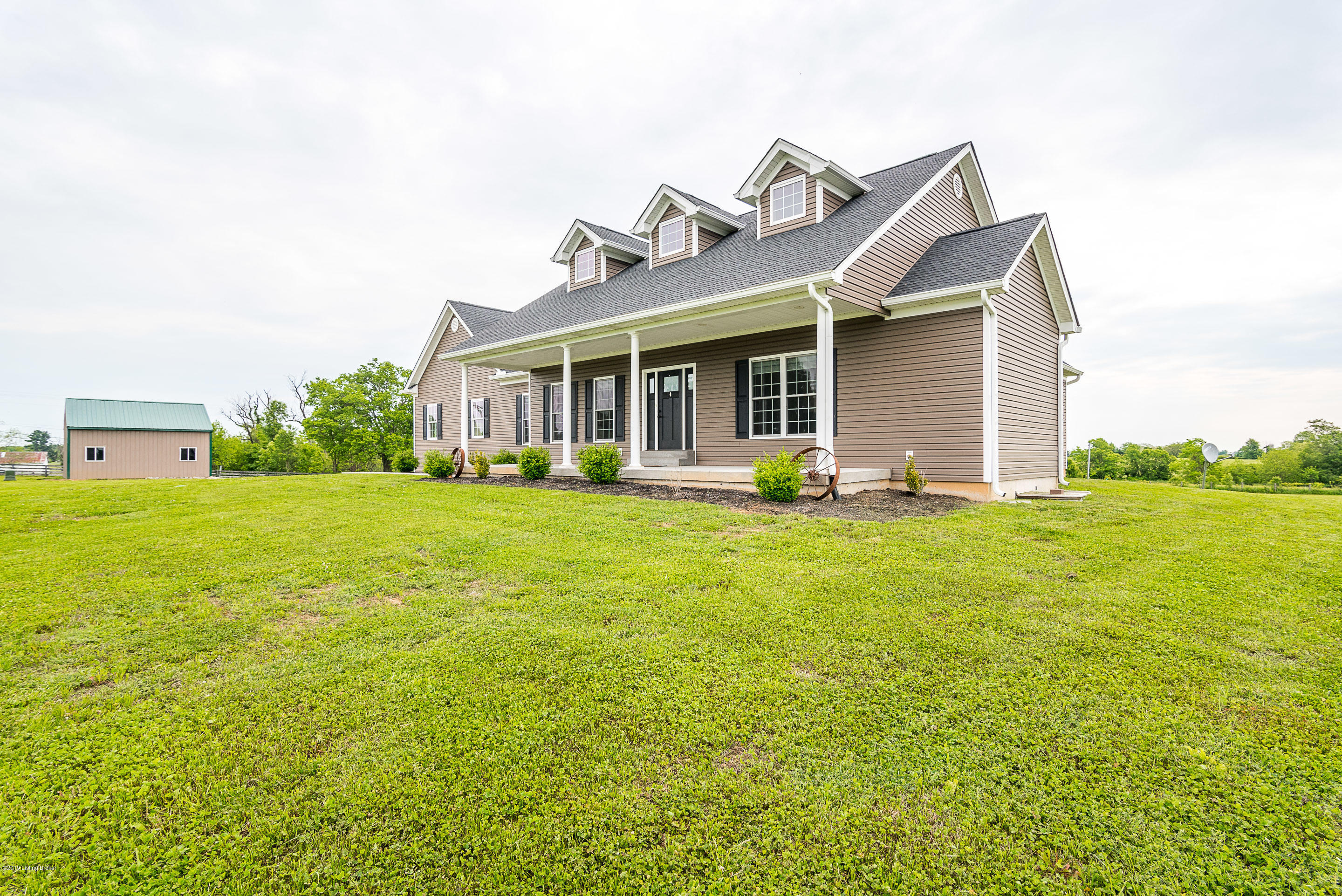 Photo 1 of 37 — 6507 Vigo Rd, Bagdad, KY 40003