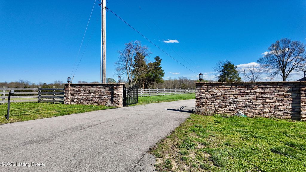 Photo of 2139 Mobley Mill Rd, Coxs Creek, KY 40013 (MLS # 1714272)