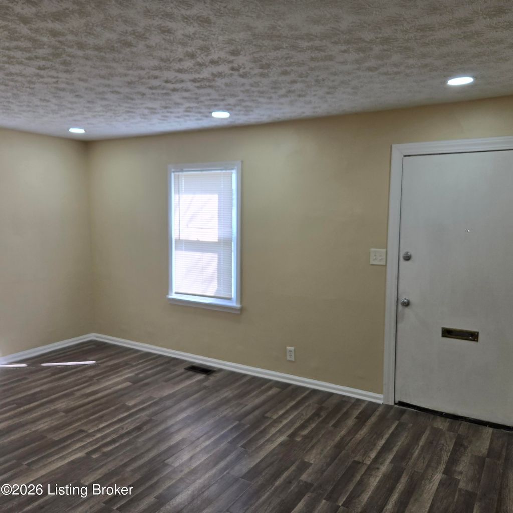 Photo of 2629 Olive St, Louisville, KY 40210 (MLS # 1712615)