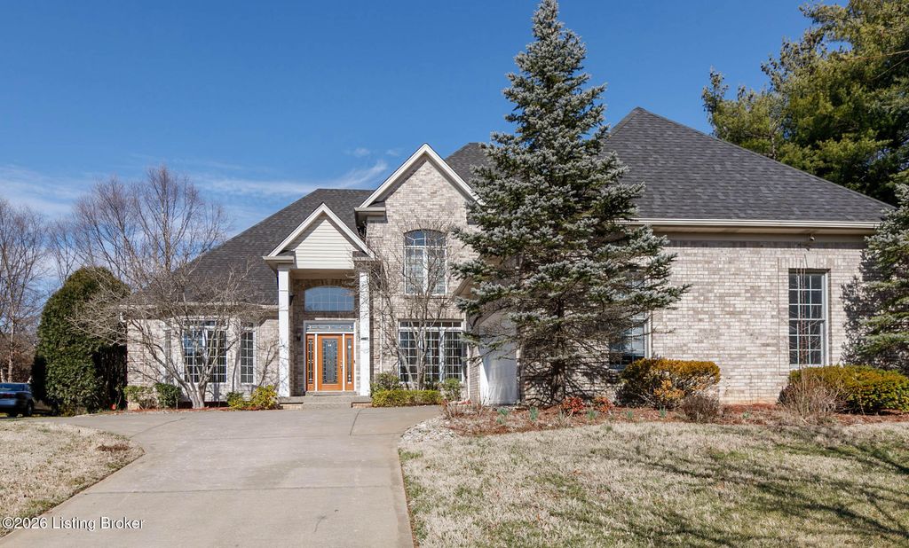 Photo of 9511 Felsmere Cir, Louisville, KY 40241 (MLS # 1710266)