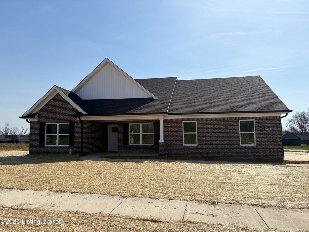 Photo of 200 Wendover Ct, Bardstown, KY 40004 (MLS # 1712467)