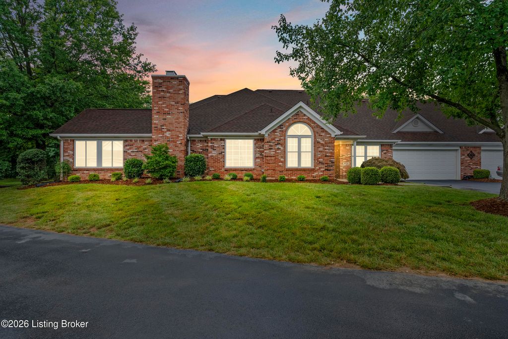 Photo of 4114 Lilac Vista Dr, Louisville, KY 40241 (MLS # 1722587)