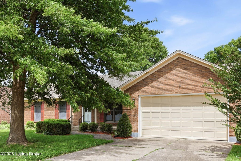 Photo of 7209 Old N Church Rd, Louisville, KY 40214 (MLS # 1728031)
