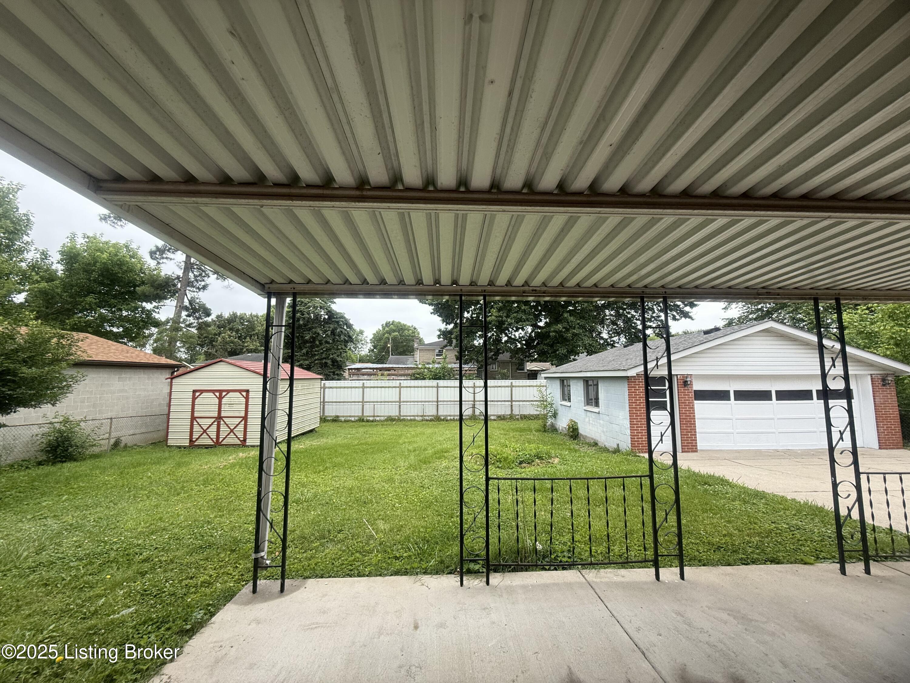 6218 Helenjean Way, Louisville, Kentucky image 8