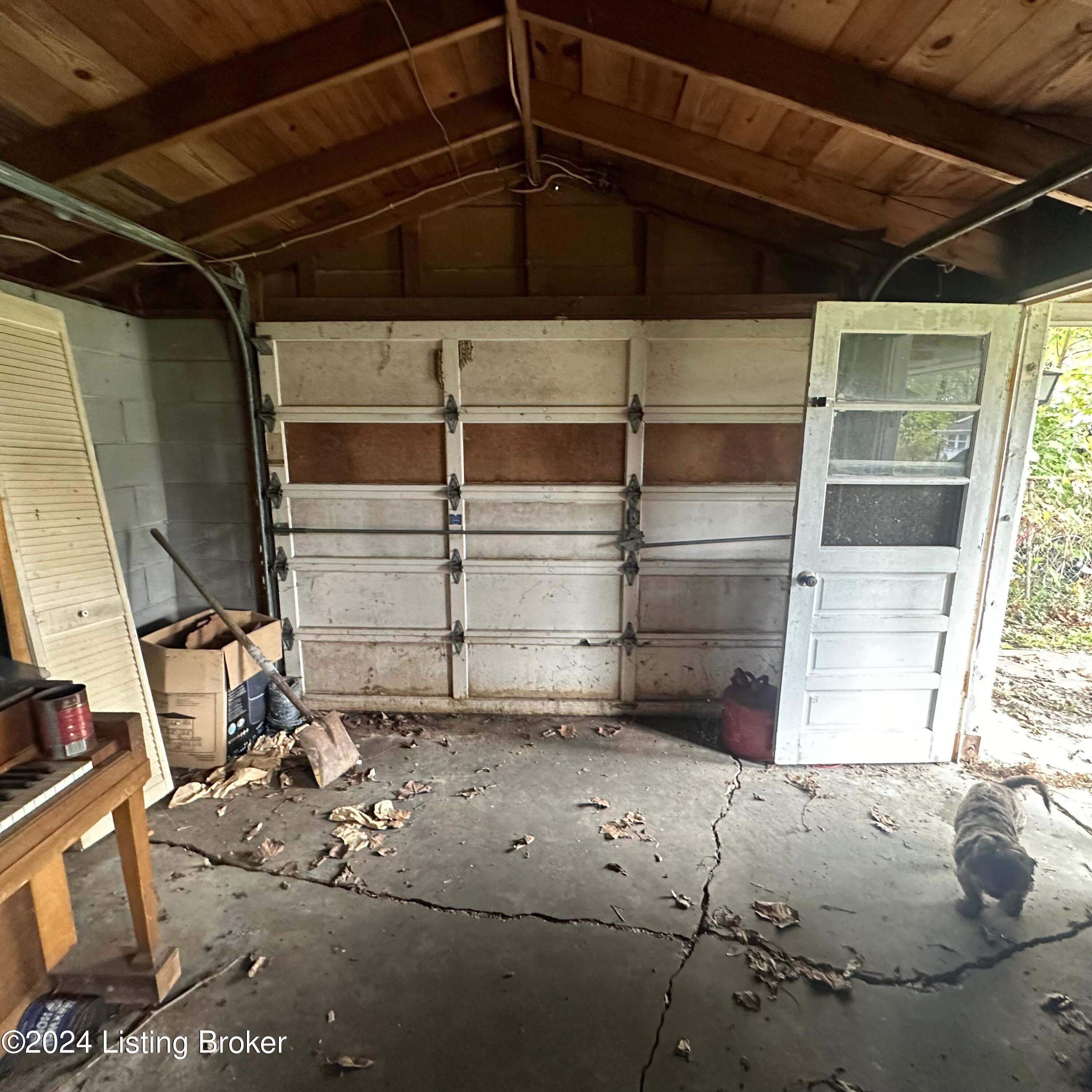 8800 W Manslick Rd, Louisville, Kentucky image 11