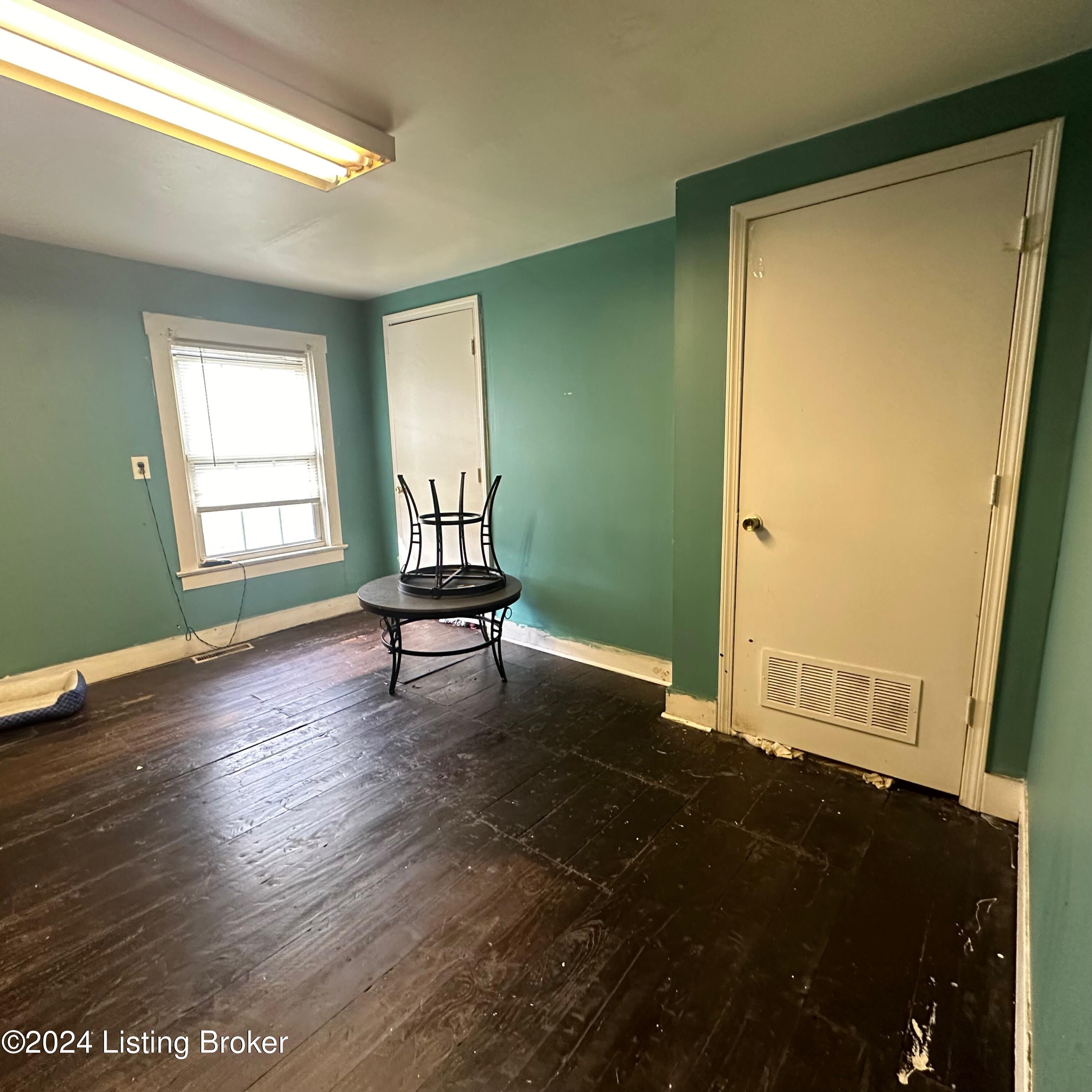 8800 W Manslick Rd, Louisville, Kentucky image 18