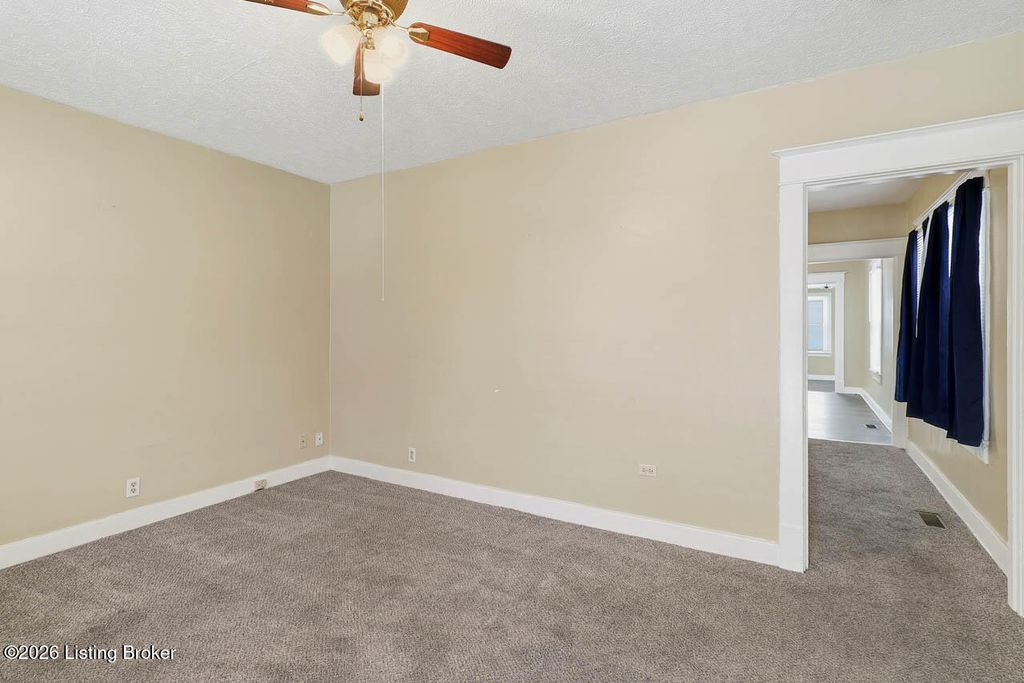 Photo of 1525 Sale Ave, Louisville, KY 40215 (MLS # 1708498)
