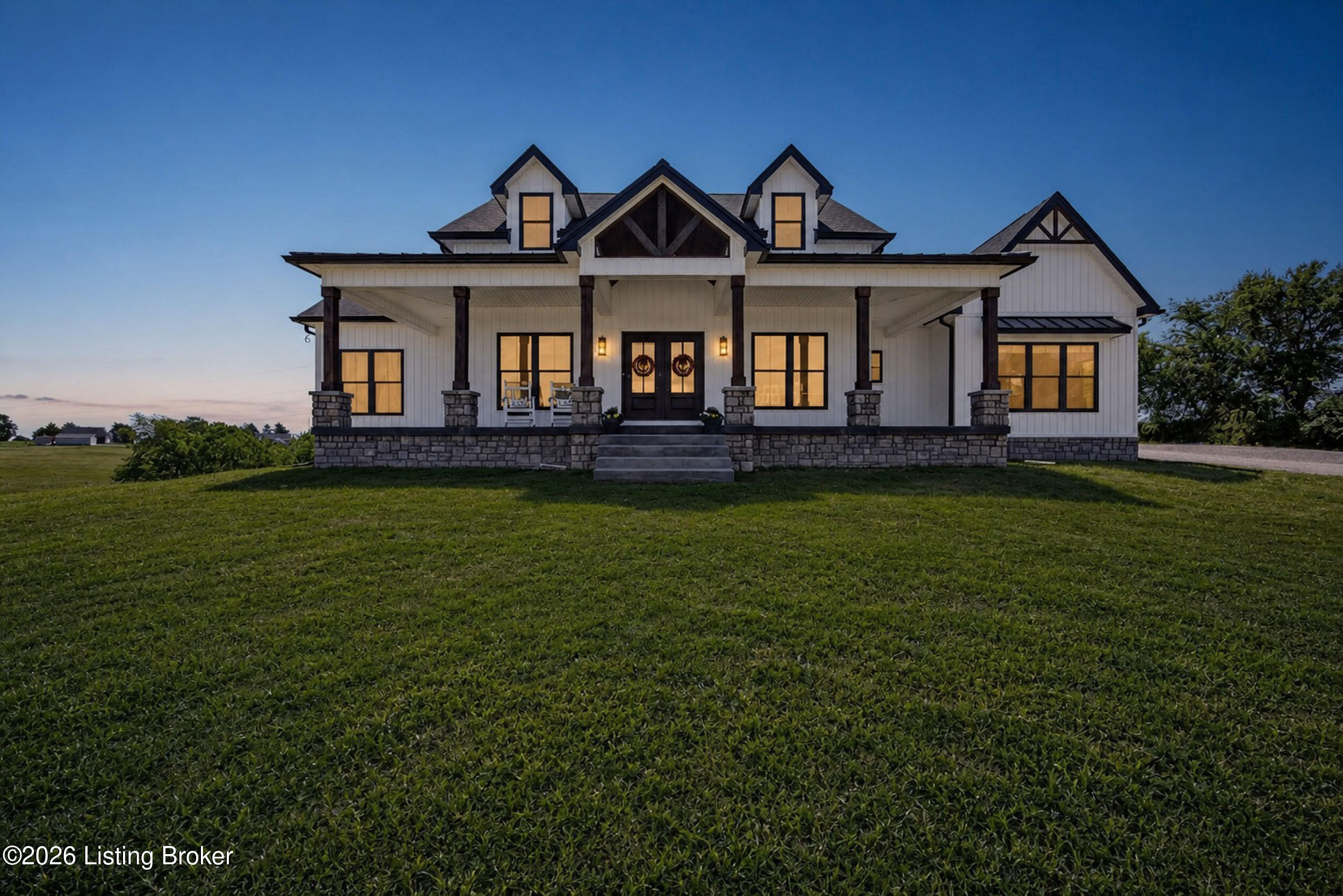 154 Farmview Dr