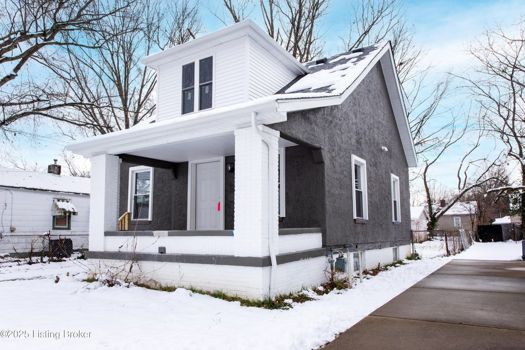 Photo of 3814 Jewell Ave, Louisville, KY 40212 (MLS # 1705361)