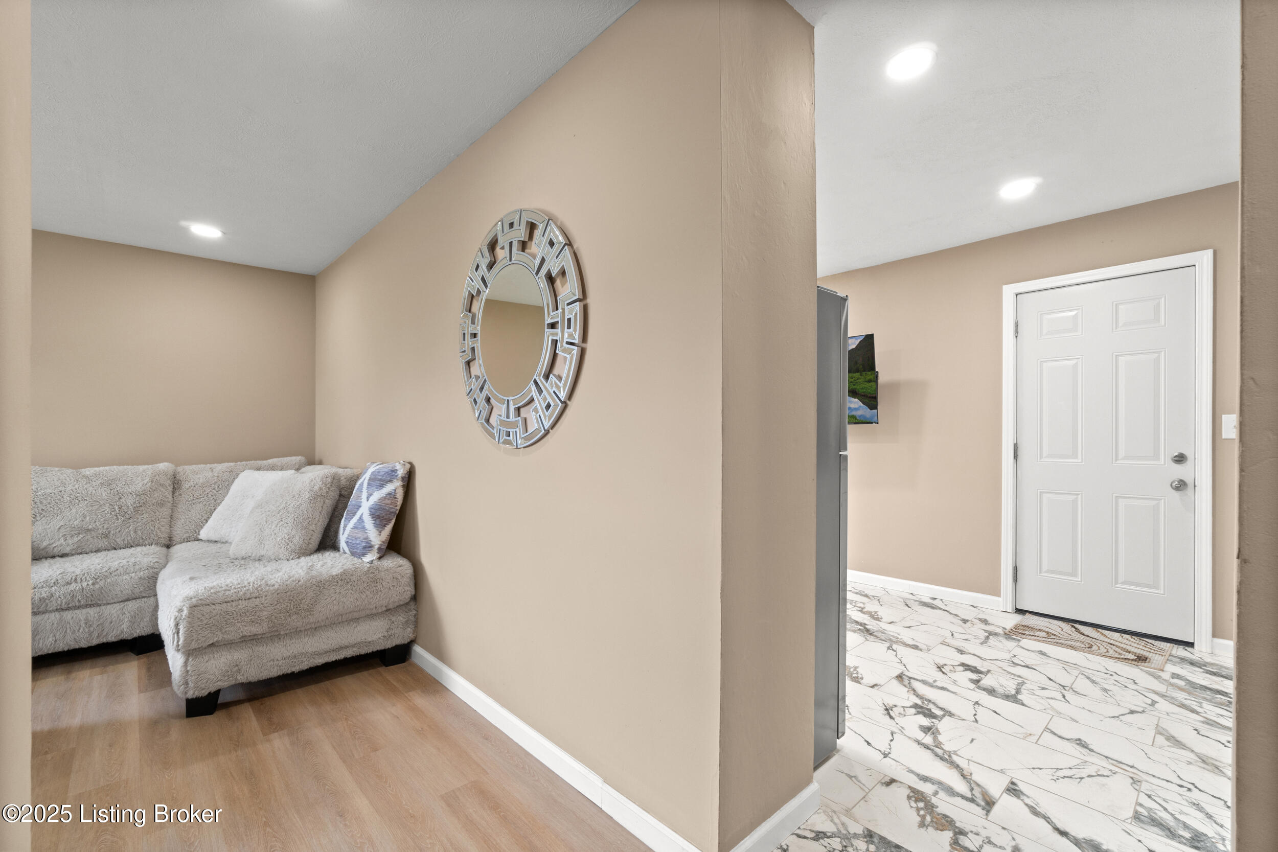 3305 Chinquapin Ln, Louisville, Kentucky image 6