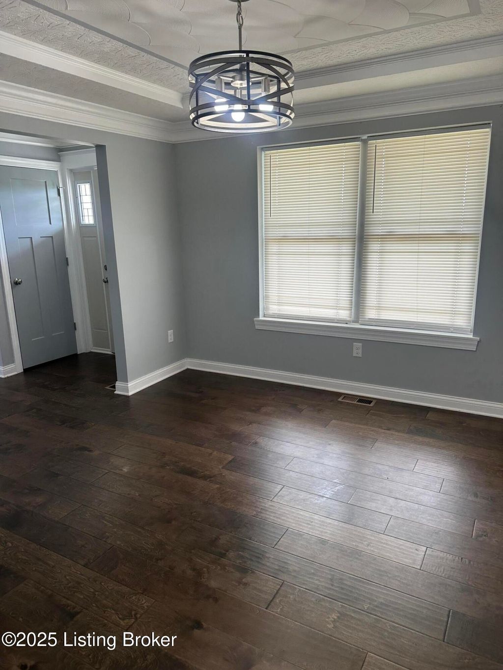 Photo of 130 Diamond Ct, Vine Grove, KY 40175 (MLS # 1711371)