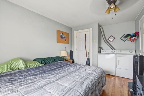 Tiny photo for 1114 S Shelby St, Louisville, KY 40203 (MLS # 1728945)