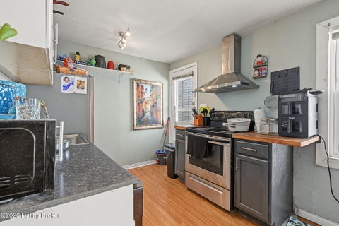Tiny photo for 1114 S Shelby St, Louisville, KY 40203 (MLS # 1728945)
