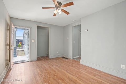 Tiny photo for 1114 S Shelby St, Louisville, KY 40203 (MLS # 1728945)