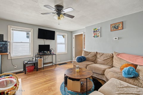 Tiny photo for 1114 S Shelby St, Louisville, KY 40203 (MLS # 1728945)