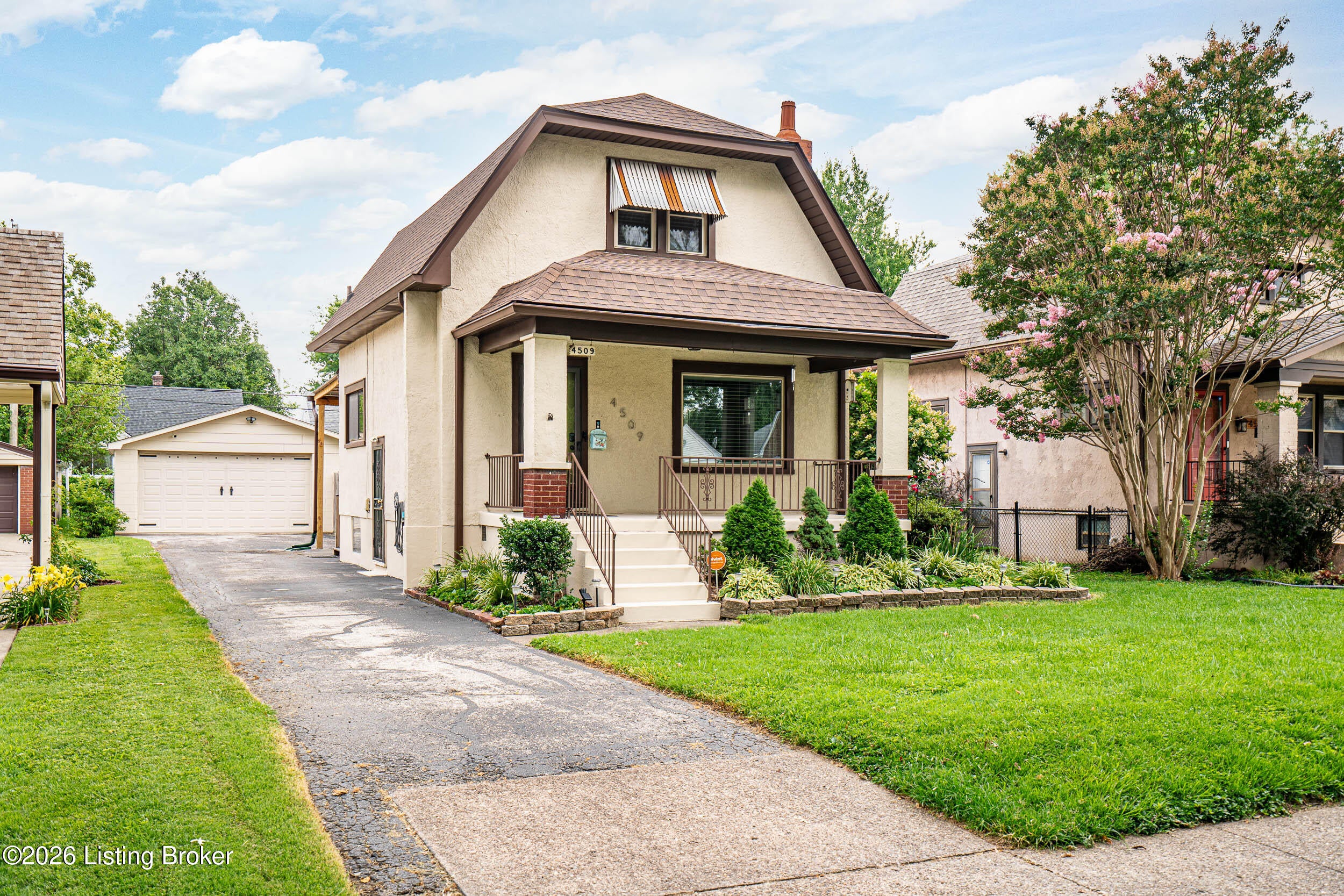 4509 Meridale Ave - Photo 3