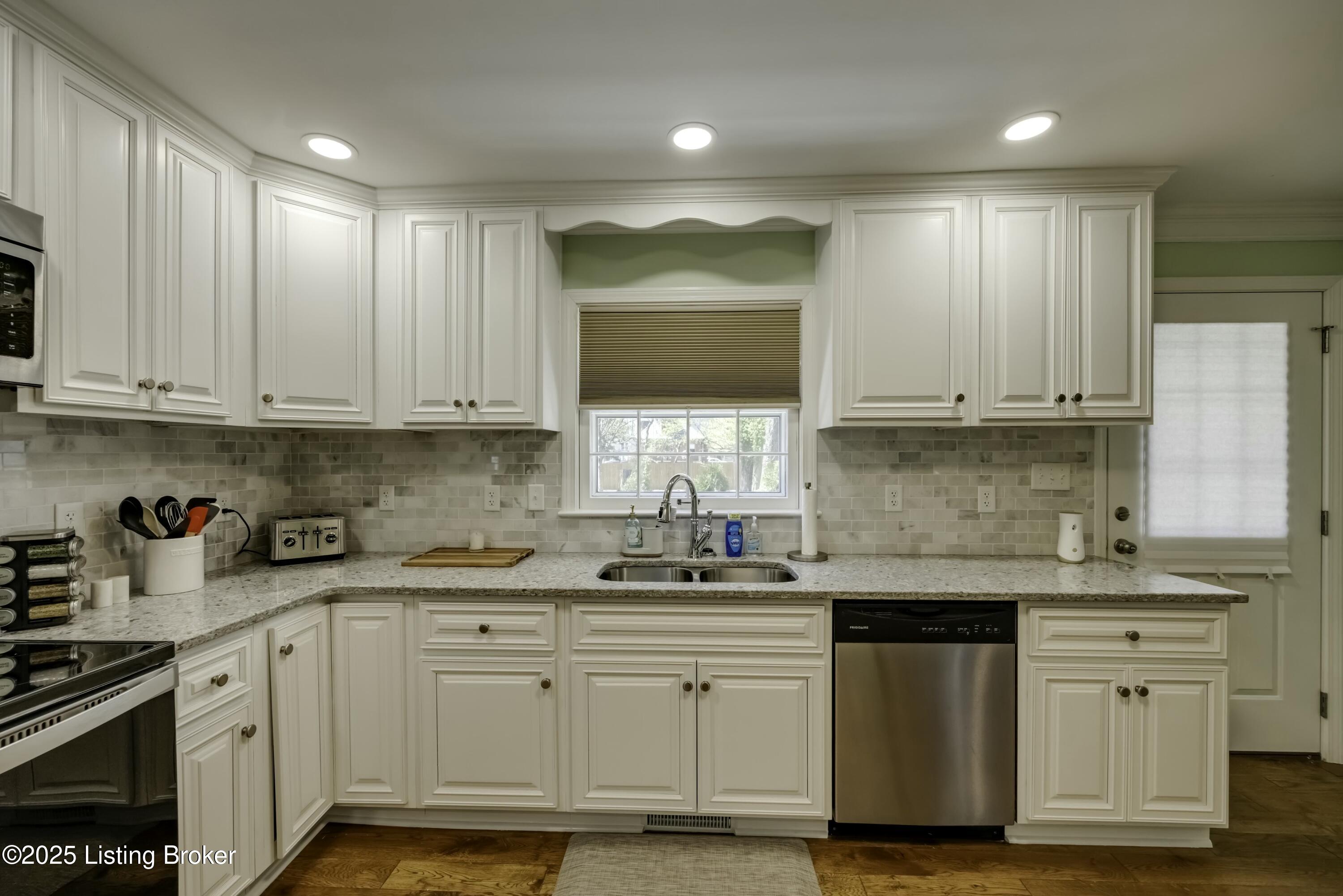 116 E John Fitch Ave, Bardstown, Kentucky image 29