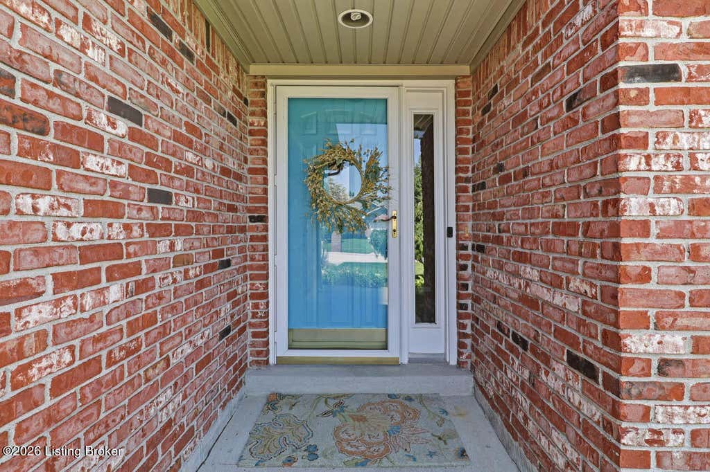 Photo of 147 Bradford Pl, Mt Washington, KY 40047 (MLS # 1719324)