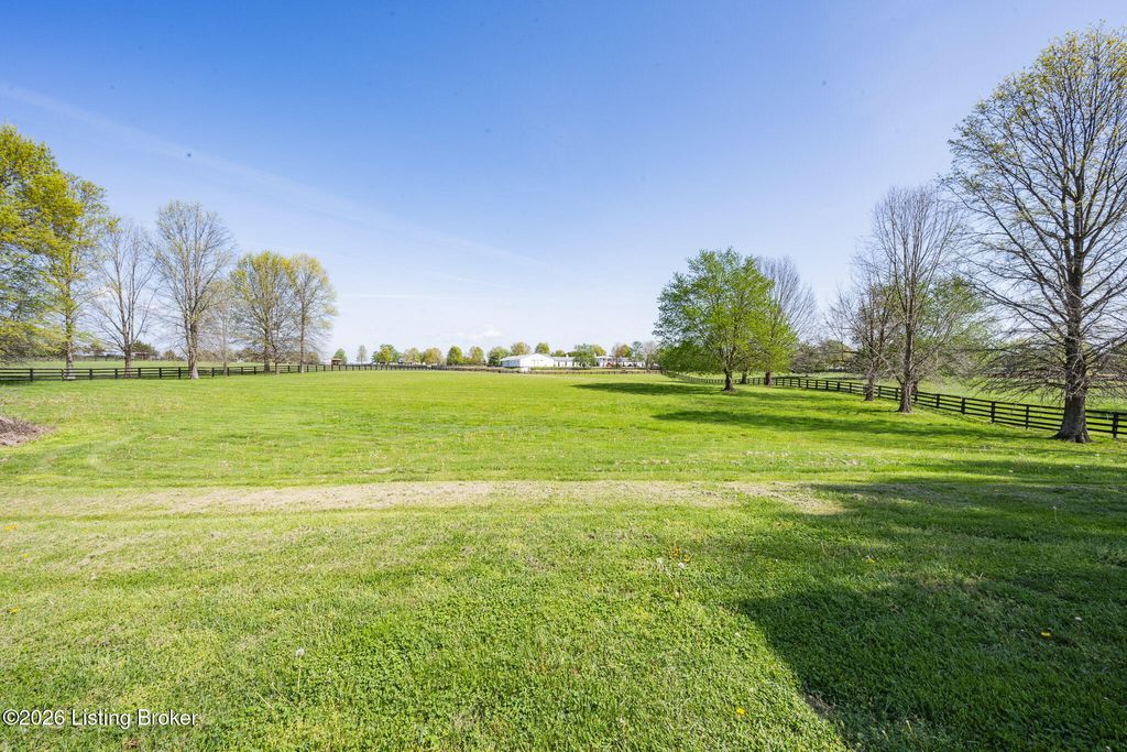 Photo of 138 Noland Pike, Simpsonville, KY 40067 (MLS # 1714514)