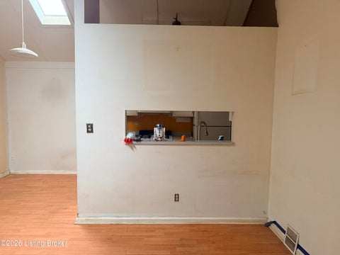 Tiny photo for 1033 E Saint Catherine St, Louisville, KY 40204 (MLS # 1729633)