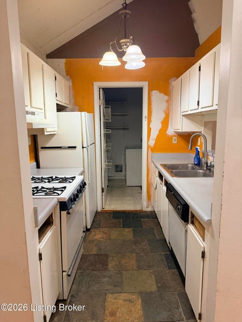Tiny photo for 1033 E Saint Catherine St, Louisville, KY 40204 (MLS # 1729633)