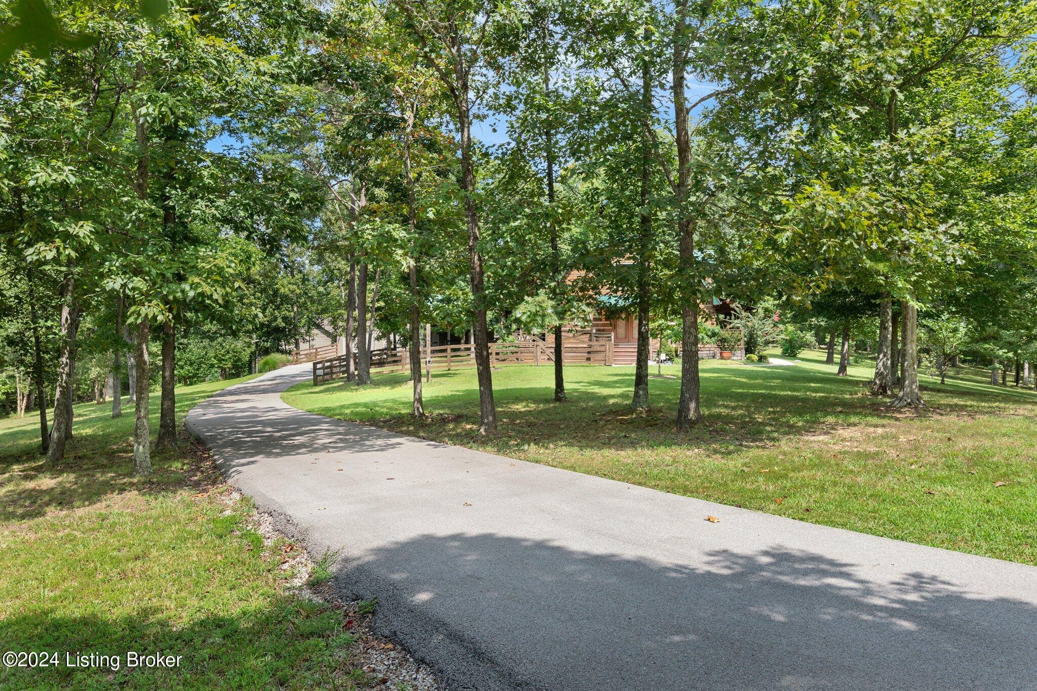 184 Furnace Branch Rd, Bee Spring, Kentucky image 14