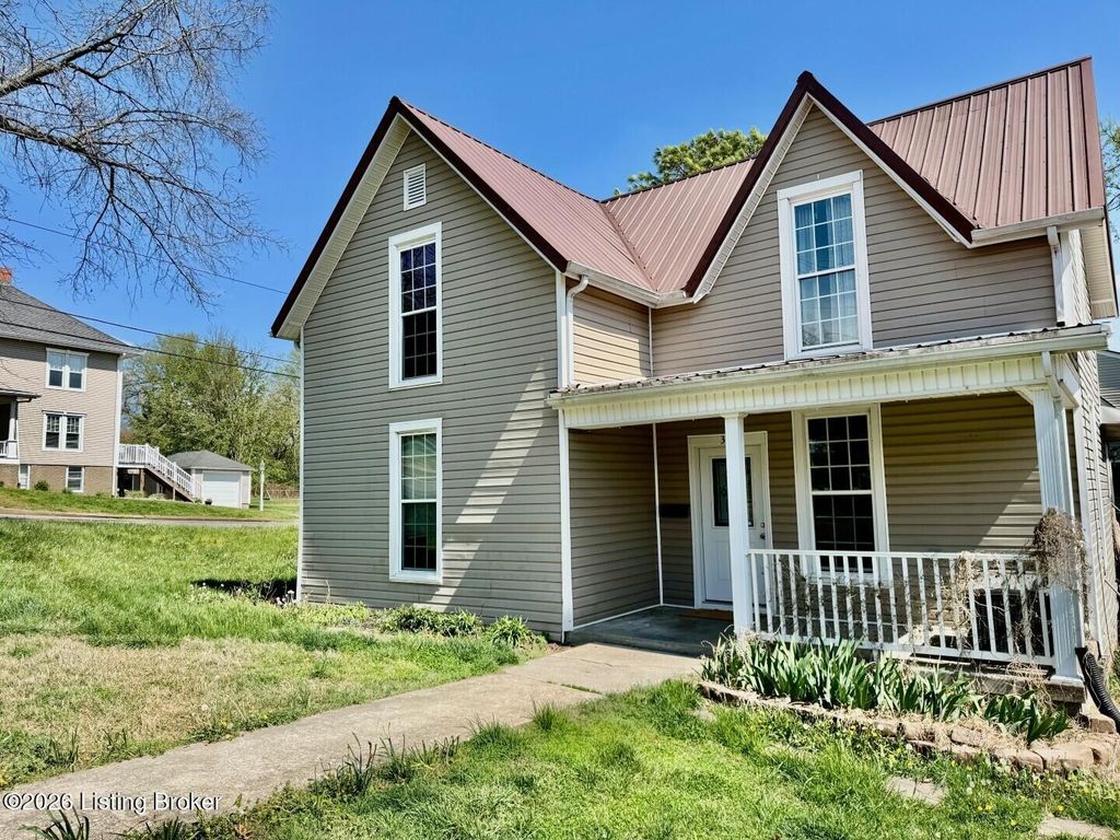 Photo of 315 N Walnut St, Springfield, KY 40069 (MLS # 1713646)