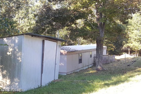 Mobile Home For Sale - 108 Woodduck Dr<br/> Willisburg, KY 40078