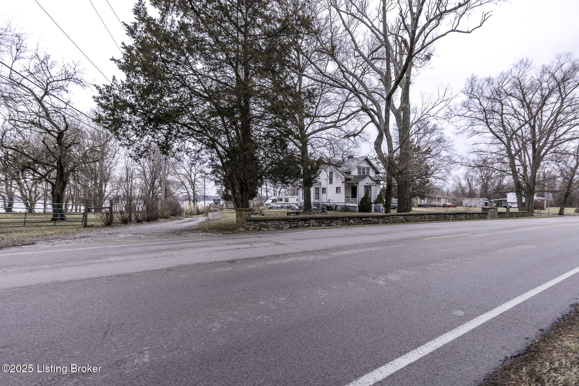 5209 River Rd, Louisville, Pennsylvania image 1
