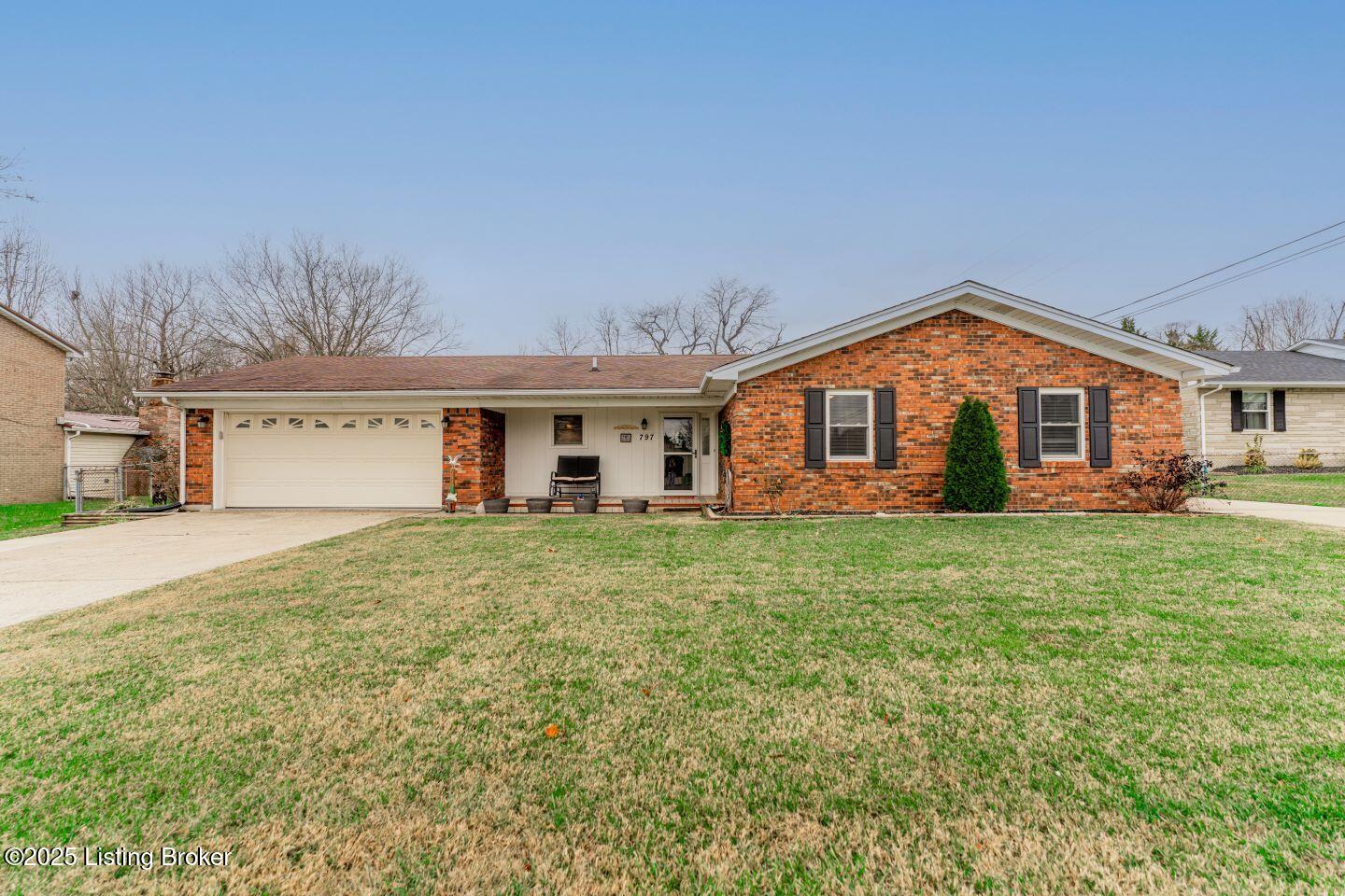 797 Donna Ct, Radcliff, Kentucky image 1