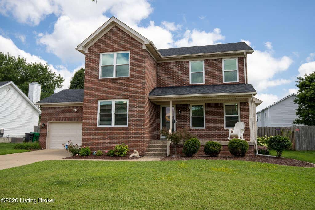 Photo of 6709 Cassidy Cir, Louisville, KY 40229 (MLS # 1725340)