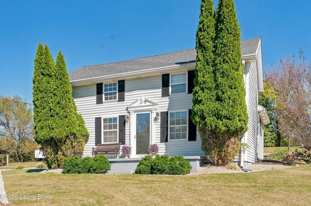 Photo of 7386 Mt Eden Rd, Shelbyville, KY 40065 (MLS # 1731016)