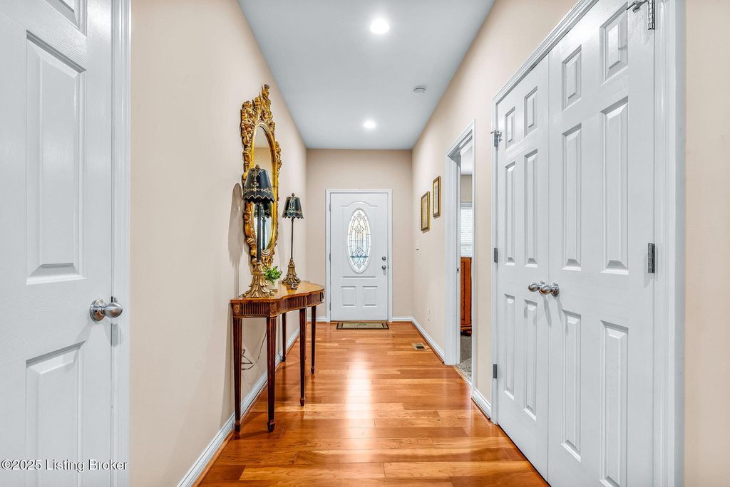 Photo of 2023 Eagles Landing Dr, La Grange, KY 40031 (MLS # 1702292)