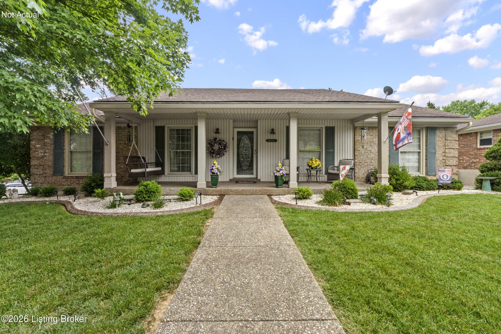 Photo of 8310 Delightful Ct, Louisville, KY 40291 (MLS # 1720026)