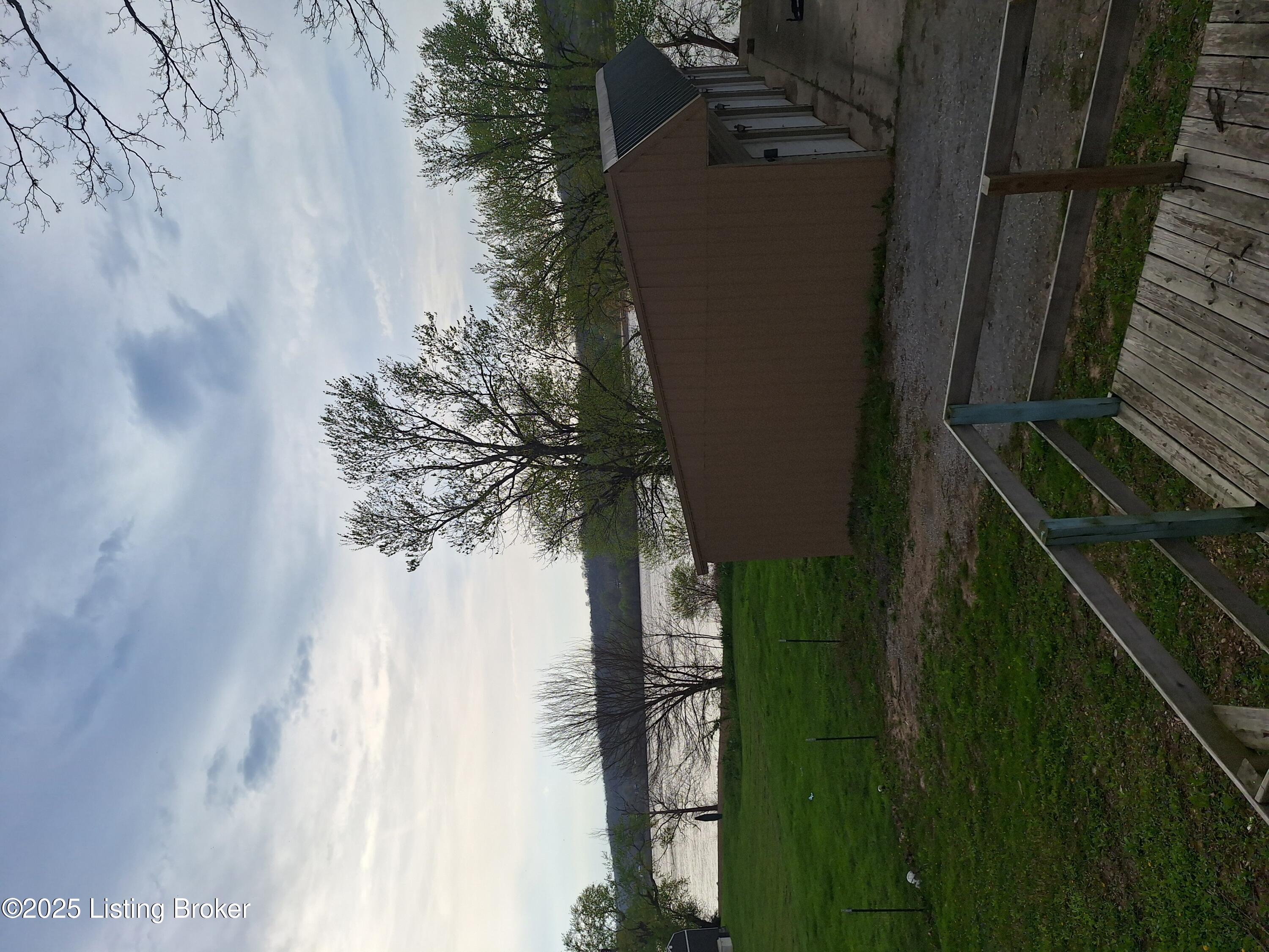 713 E Main St, Ghent, Pennsylvania image 24