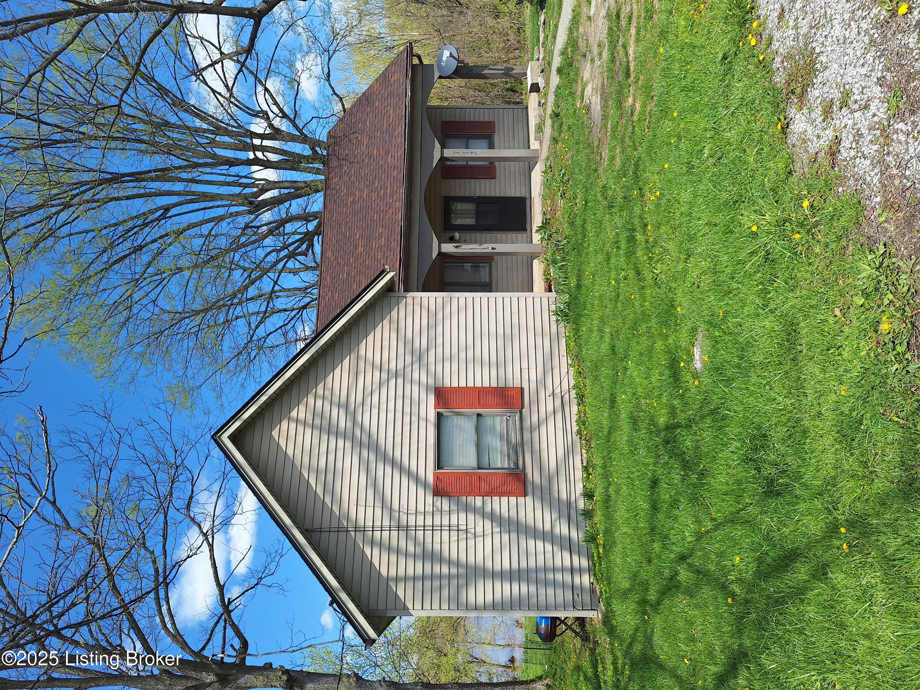 713 E Main St, Ghent, Pennsylvania image 1