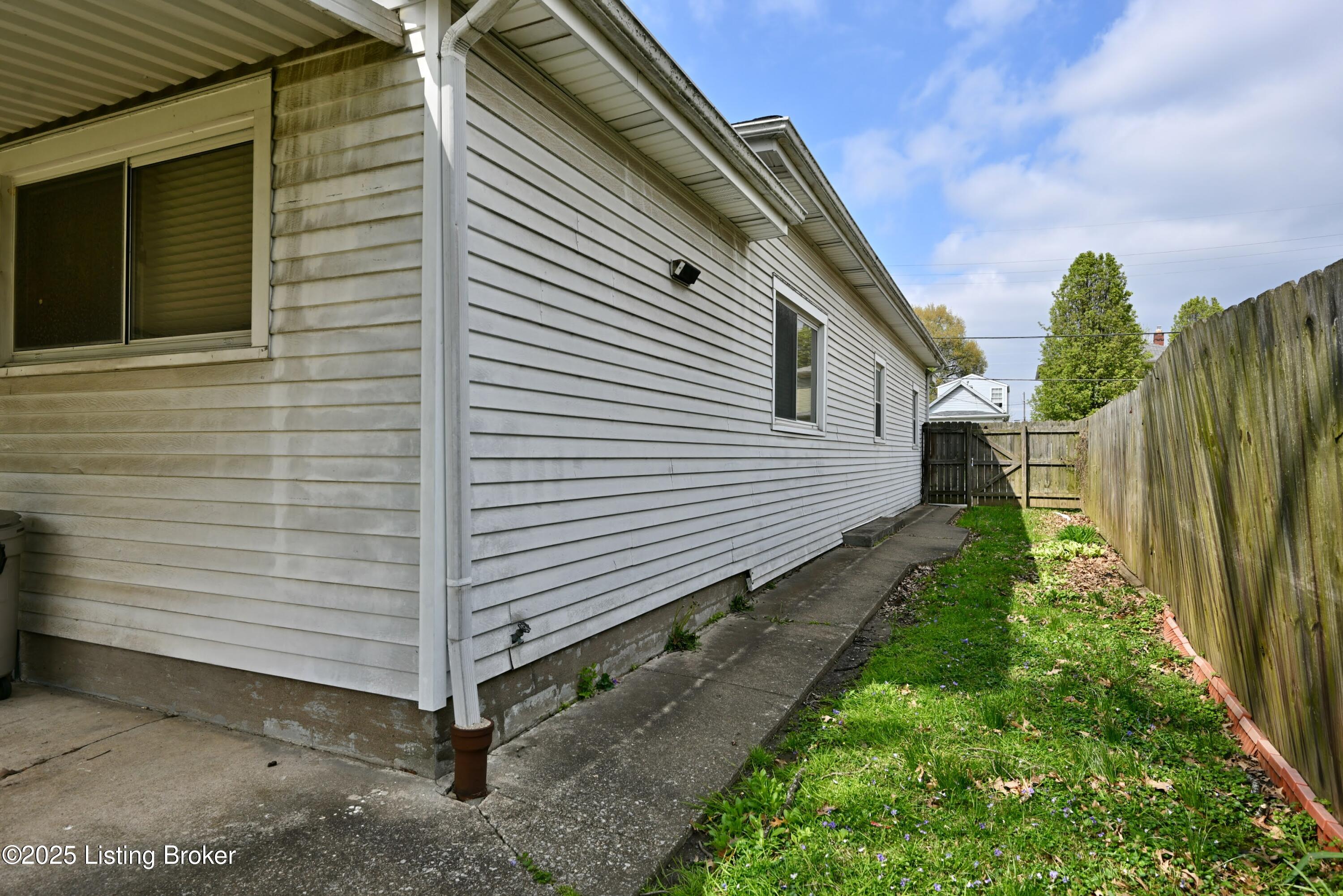 2314 Montgomery St, Louisville, Kentucky image 31