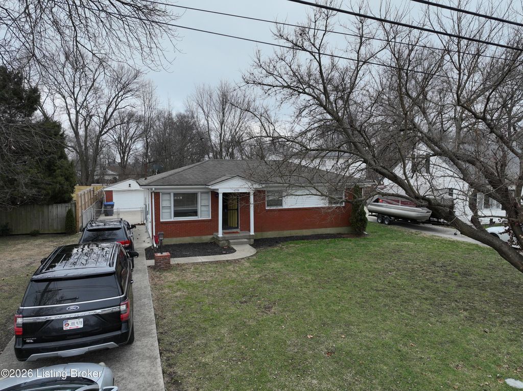 Photo of 1104 Lone Oak Ave, Louisville, KY 40219 (MLS # 1707092)