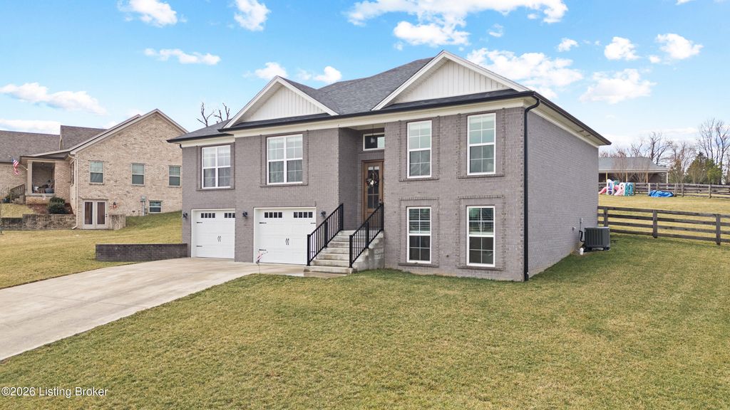 Photo of 34 Wills Way, Taylorsville, KY 40071 (MLS # 1710072)