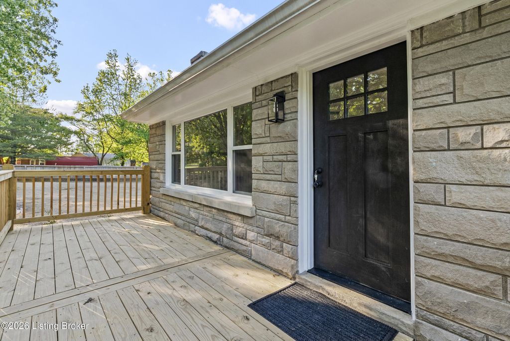 Photo of 9209 W Manslick Rd, Louisville, KY 40272 (MLS # 1716037)
