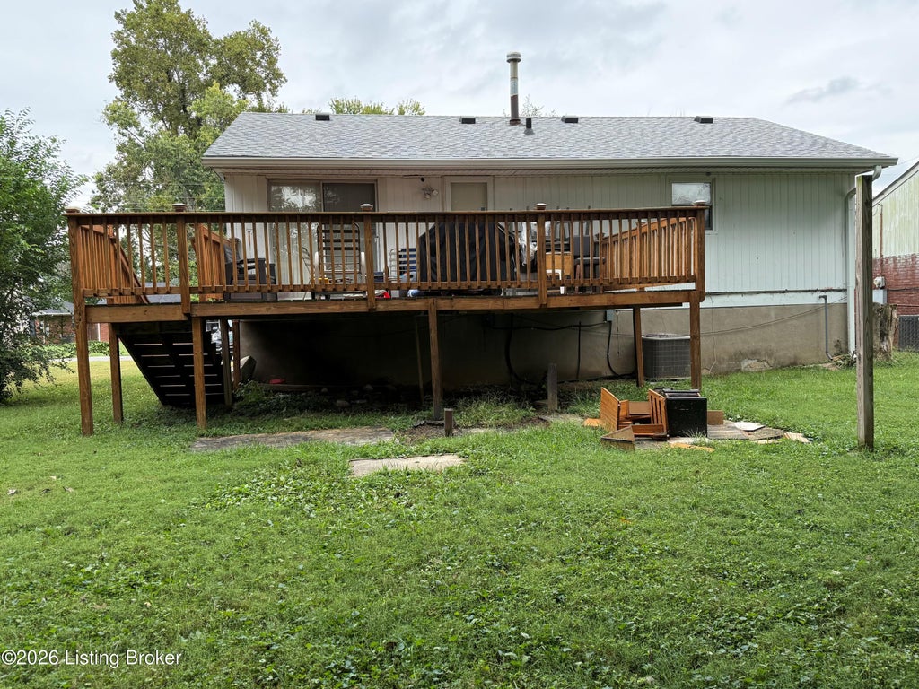 Photo of 5208 Rosette Blvd, Louisville, KY 40218 (MLS # 1732483)
