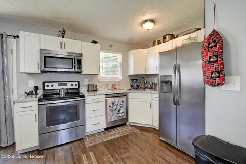 Tiny photo for 323 Meadowood Rd, Louisville, KY 40229 (MLS # 1730967)