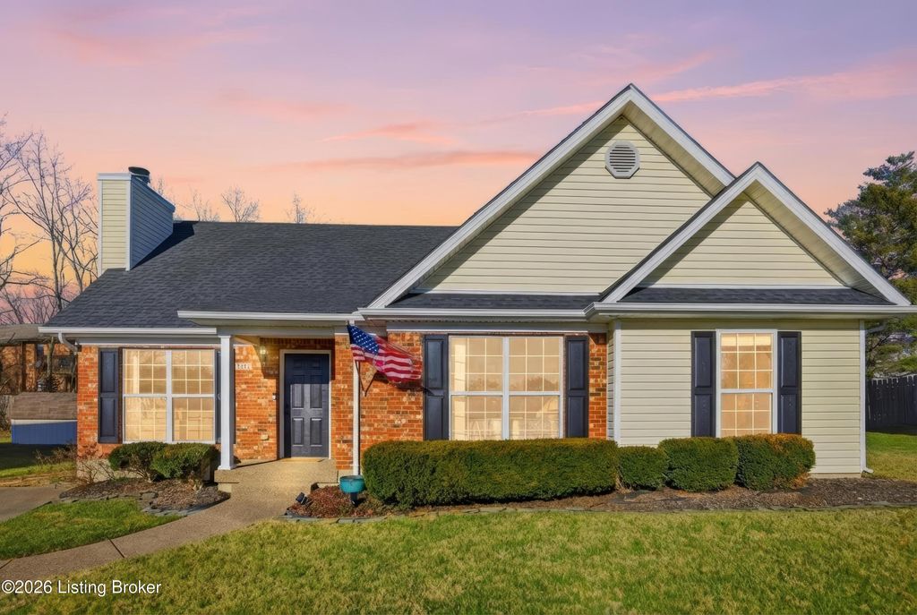 Photo of 1513 Cedar Ct, Simpsonville, KY 40067 (MLS # 1707411)